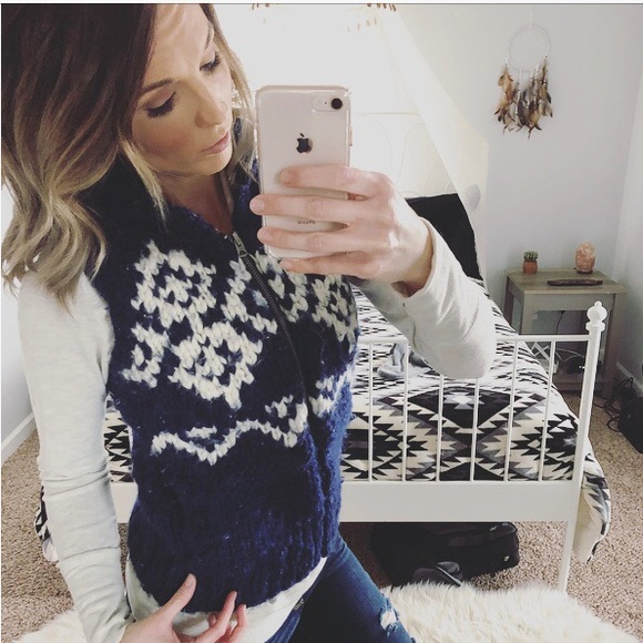 American Eagle Outfitters Jackets & Blazers - American Eagle Wool Vest